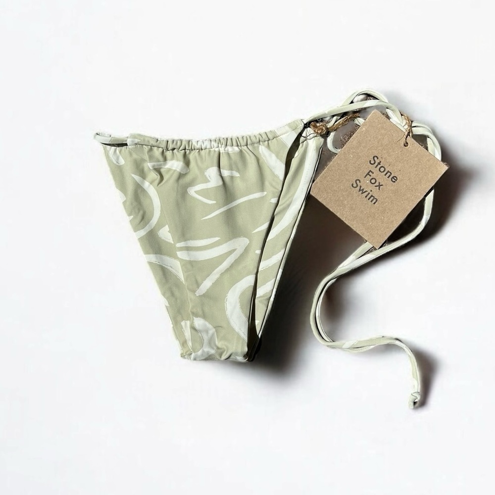 🌻NEW w.tags REVOLVE Stone Fox Swim River Aloe Lines Cheeky Bikini Size XS